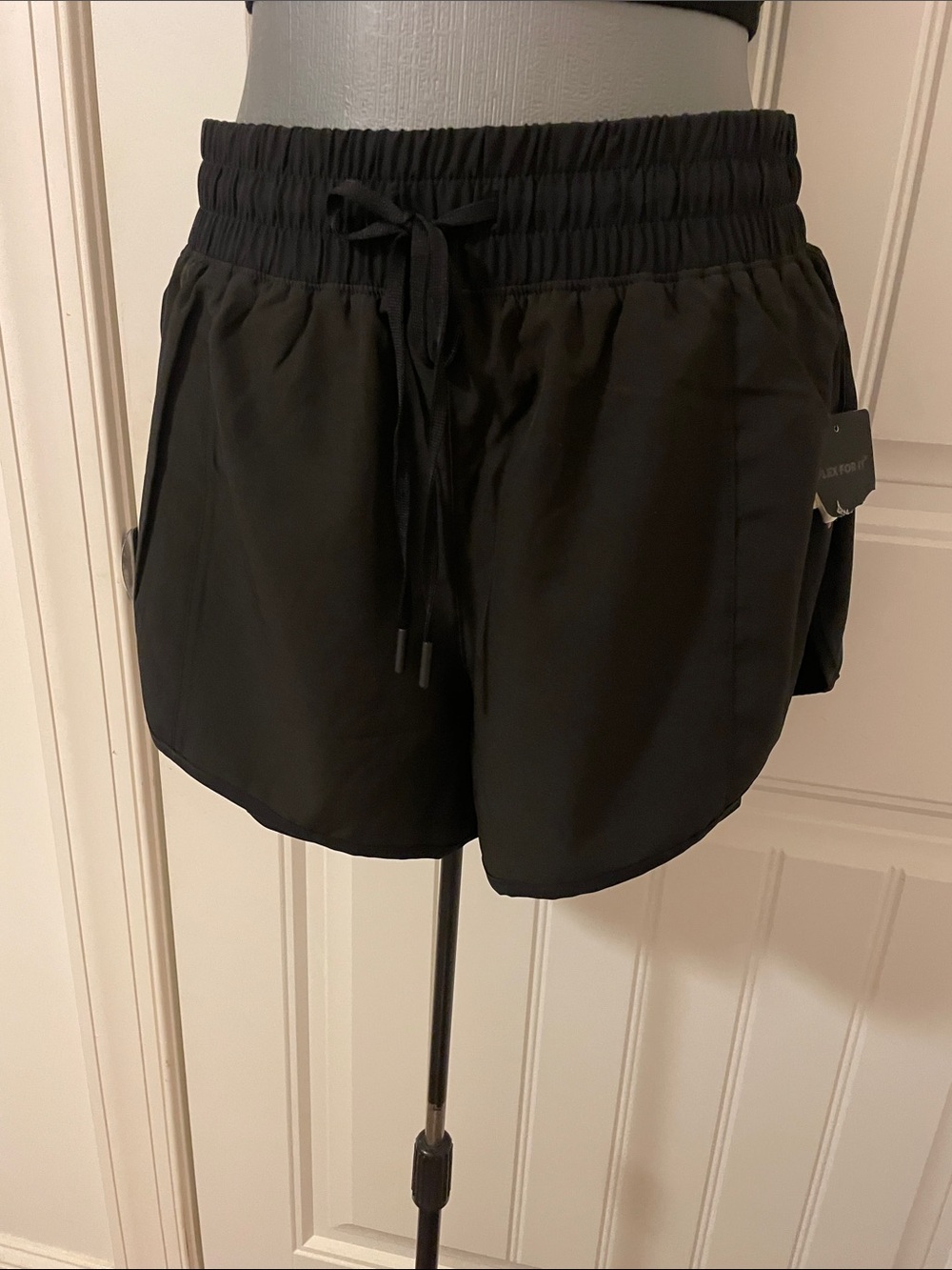 Women's Black Elastic Waist Athletic Skort with Drawstring